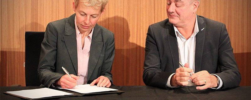 Amsterdam University of Applied Sciences and NLR sign partnership agreement