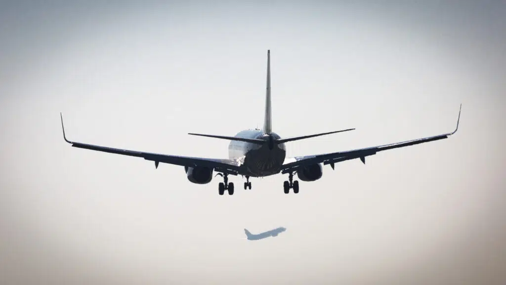 Take-off KLM vliegtuig vanaf Schiphol Airport
