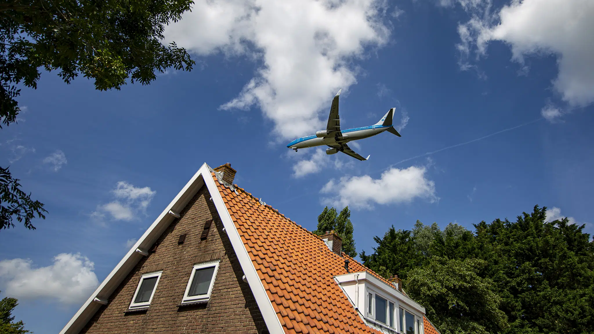 Landingsroute Buitenveldertbaan 27 via de Ringvaart en Amsterdamse bos/bosbaan