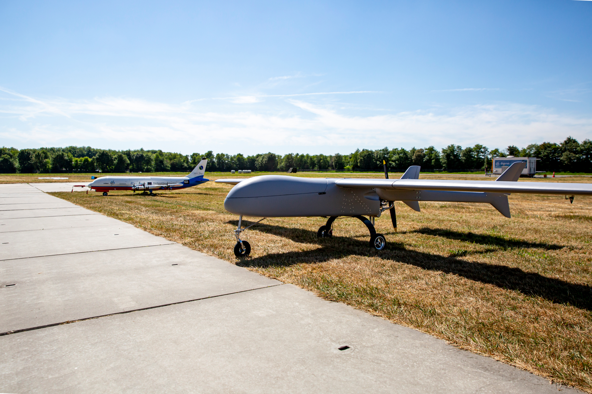 Drones op het terrein van NLR in Marknesse